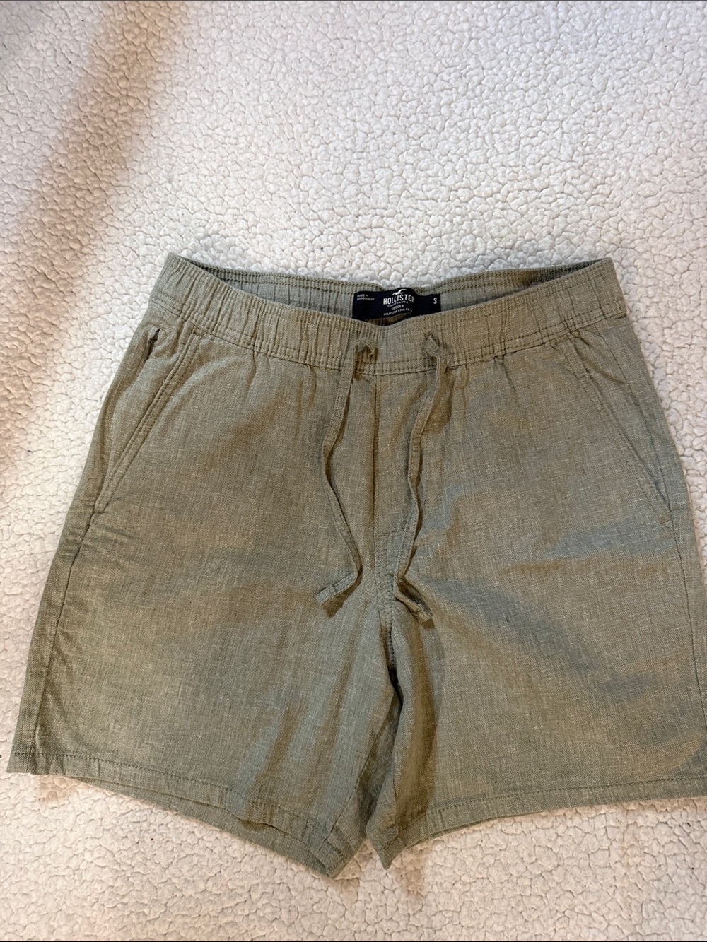 Hollister Men's Olive Green Linen-Blend Drawstring Shorts
